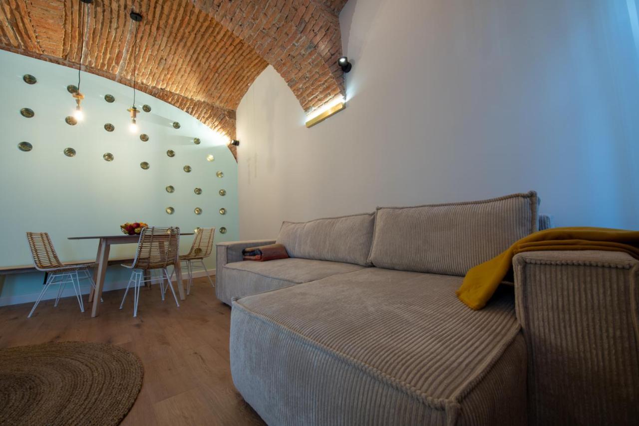 Apartamento Apollo Brasovul Istoric Exterior foto
